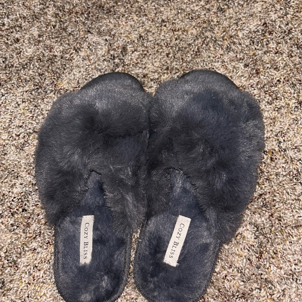 women’s slippers